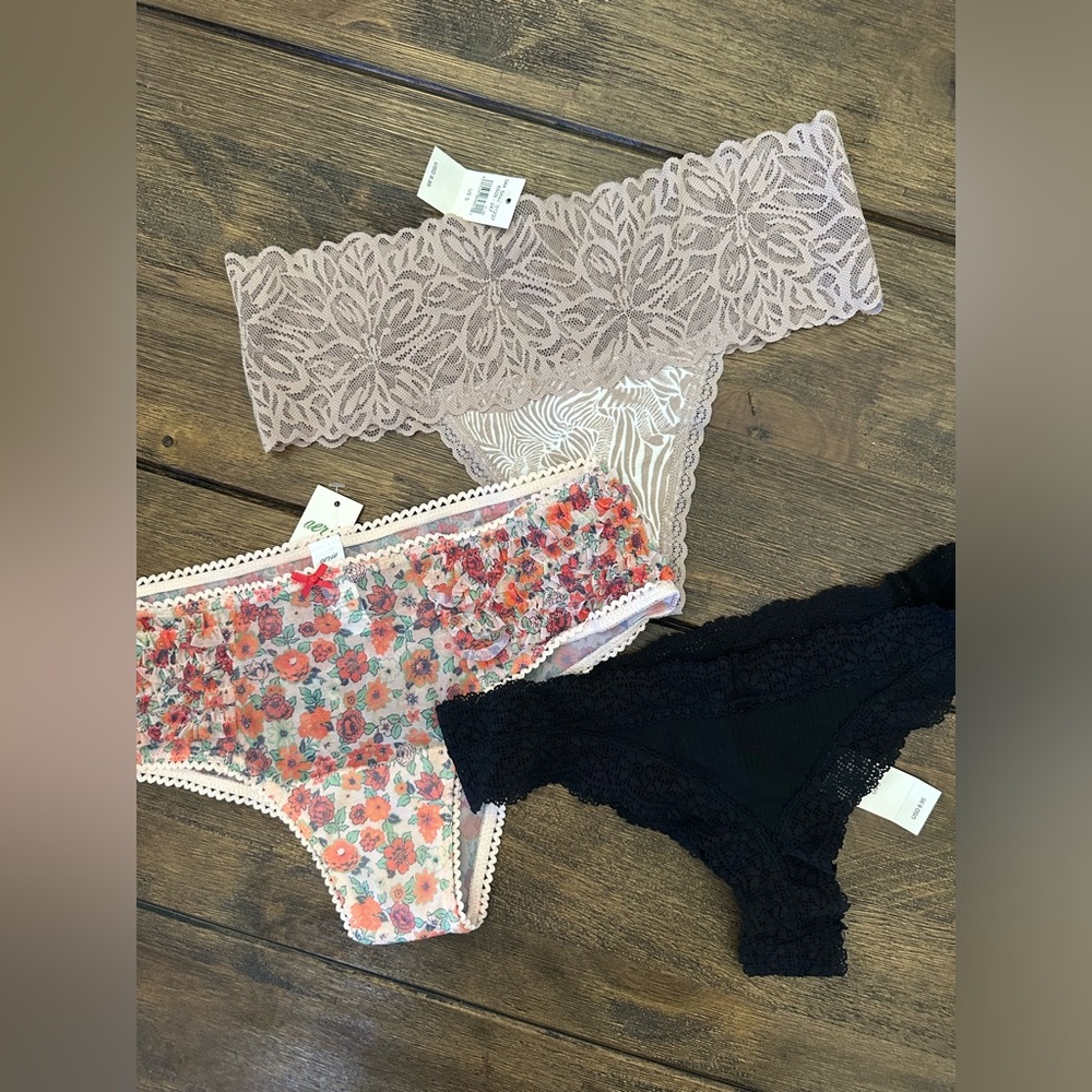 Aerie NWT
